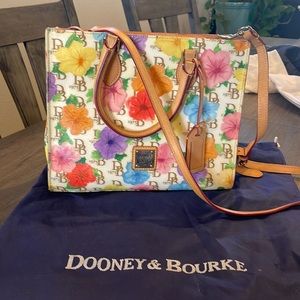 Dooney and Bourke vintage floral handbag
